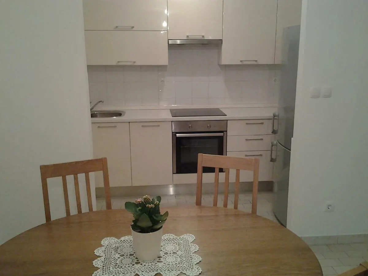 Amazing Split Apartment 0*,